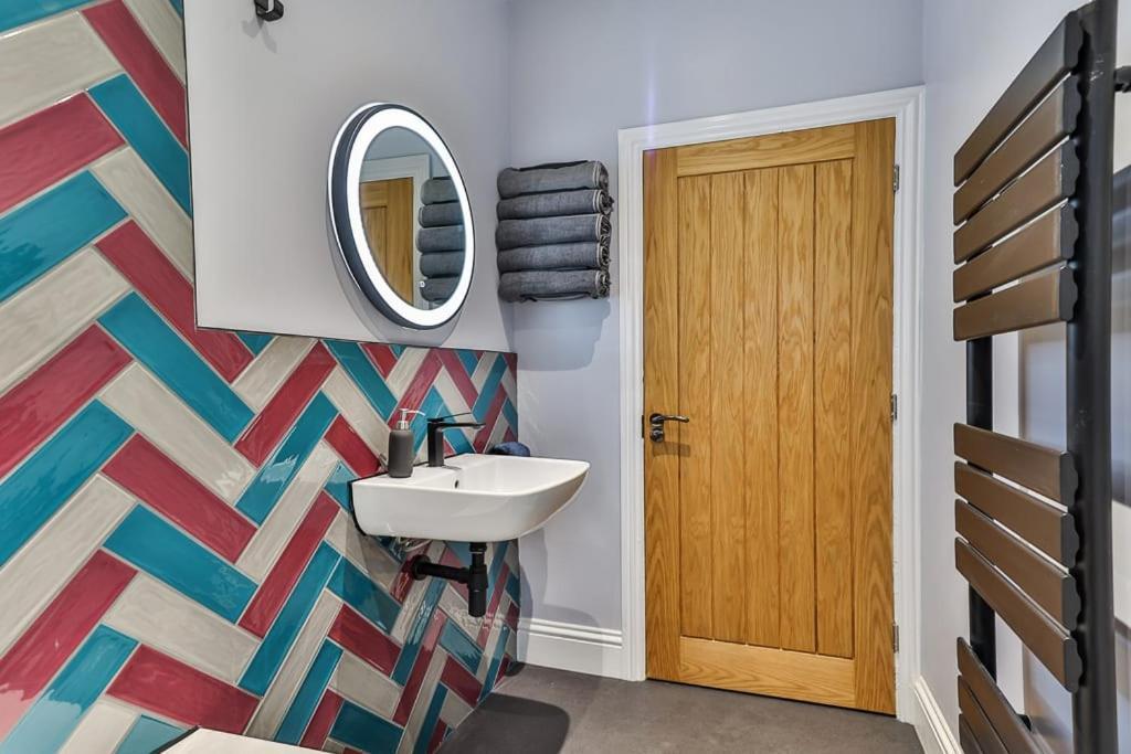 Luxury Spacious Pad With Games Room Sheffield Zewnętrze zdjęcie
